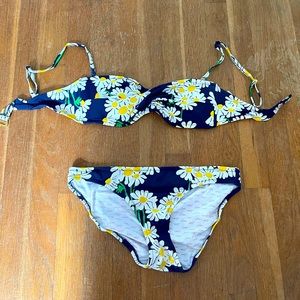 EUC Lilly Pulitzer two piece size small with detachable strap